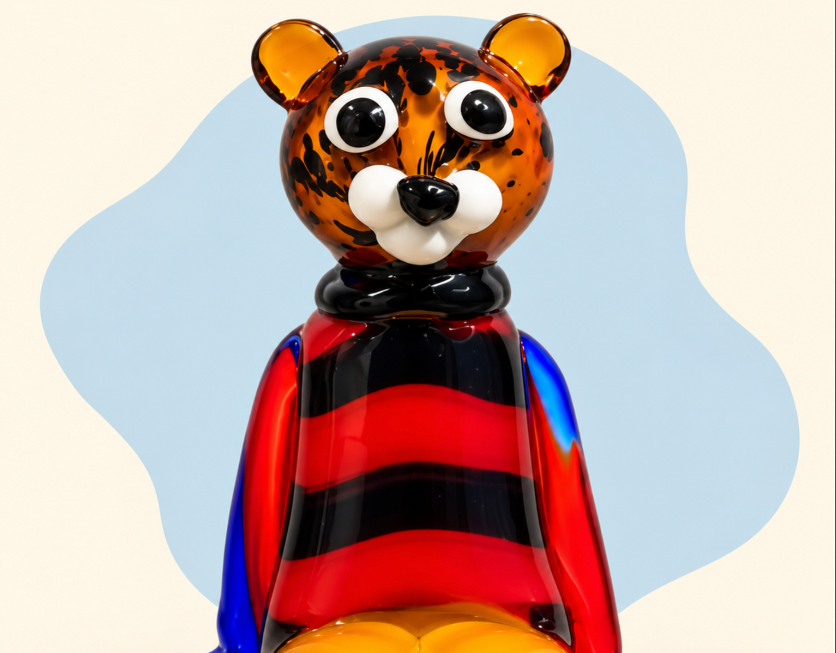 Spotted glass bear sculpture — alternate view